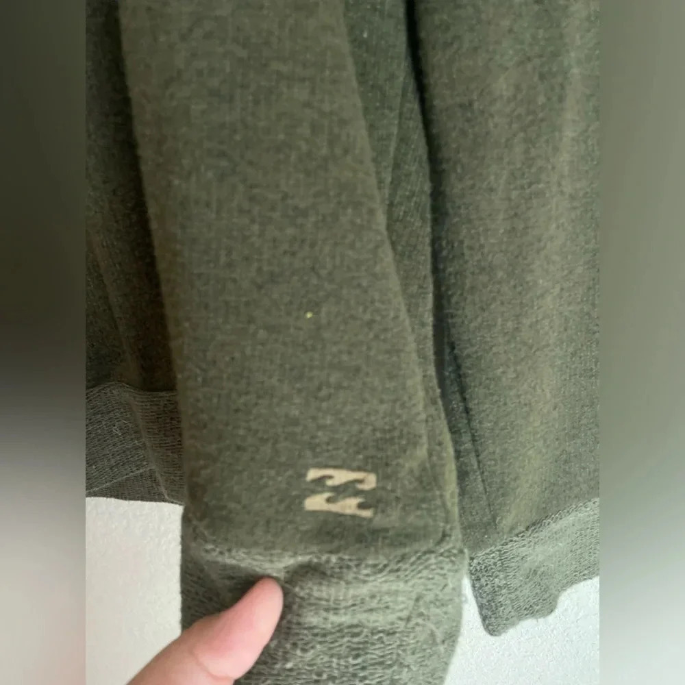 Billabong women’s olive green long sleeve backless sweatshirt size M - Picture 7 of 8